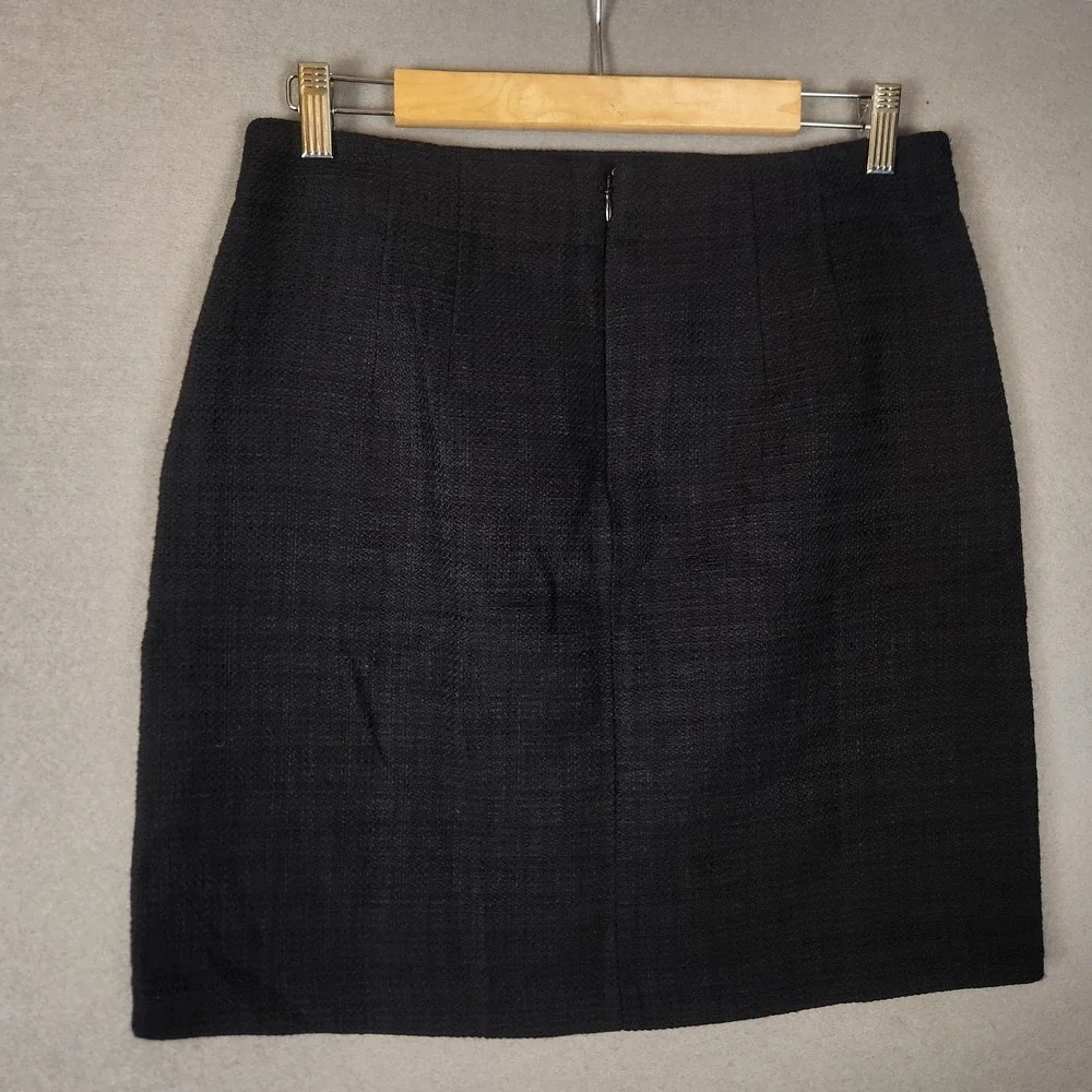 Ann Taylor Loft Tweed Skirt Women's 8T Black Gold Buttons Mini‎ NWT Preppy